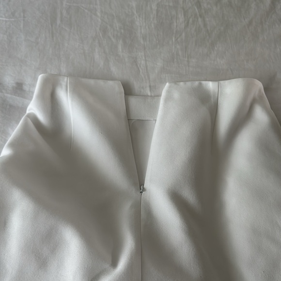 JACQUEMUS white skirt Sold out size 38 small medium ASO Lauren Santo Domingo - Picture 7 of 7